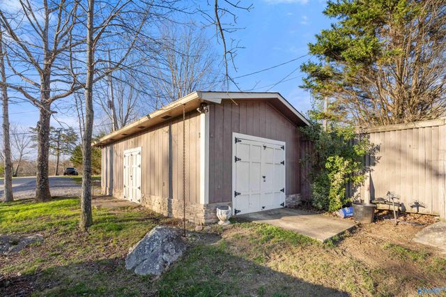 9890 County Road 103, Mentone, AL 35984