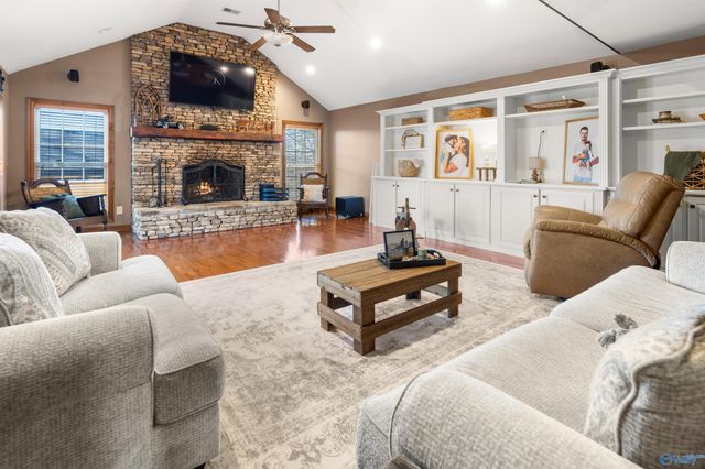 9890 County Road 103, Mentone, AL 35984