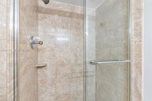 18031 Biscayne Boulevard 1401, Aventura, FL 33160