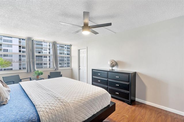 18031 Biscayne Boulevard 1401, Aventura, FL 33160