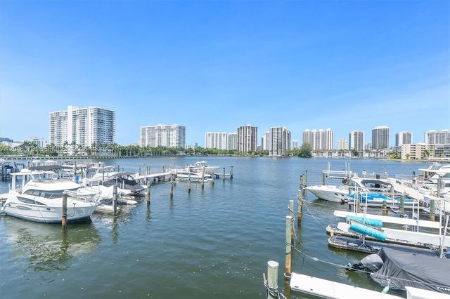 18031 Biscayne Boulevard 1401, Aventura, FL 33160