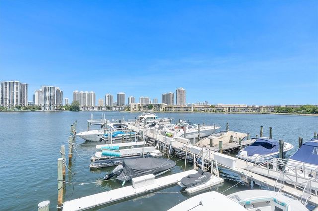 18031 Biscayne Boulevard 1401, Aventura, FL 33160