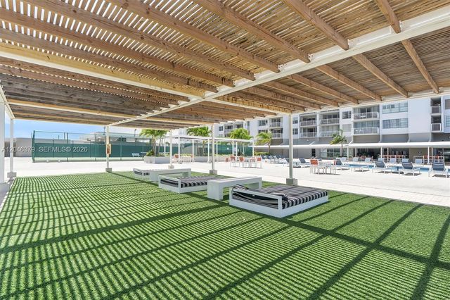 18031 Biscayne Boulevard 1401, Aventura, FL 33160