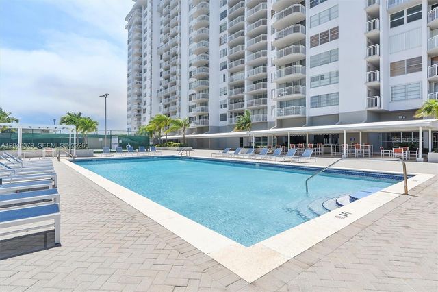 18031 Biscayne Boulevard 1401, Aventura, FL 33160