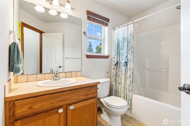 18129 115th Street Ct E, Bonney Lake, WA 98391