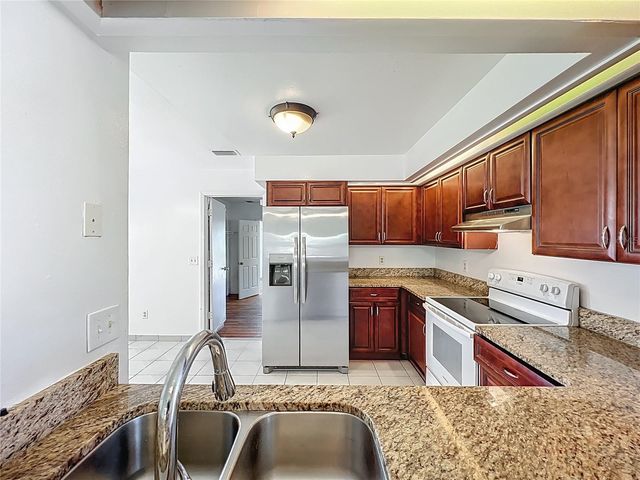 13131 LOS ANGELES WOODS LN LANE, Orlando, FL 32824