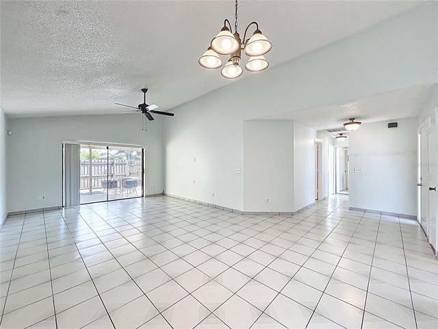 13131 LOS ANGELES WOODS LN LANE, Orlando, FL 32824