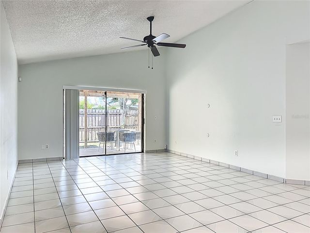 13131 LOS ANGELES WOODS LN LANE, Orlando, FL 32824