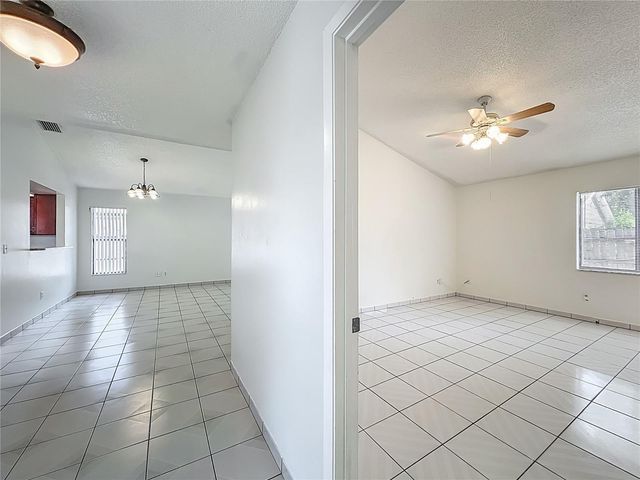 13131 LOS ANGELES WOODS LN LANE, Orlando, FL 32824