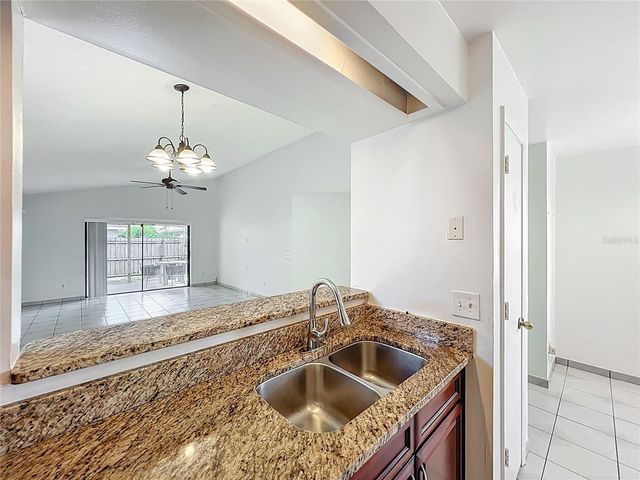 13131 LOS ANGELES WOODS LN LANE, Orlando, FL 32824