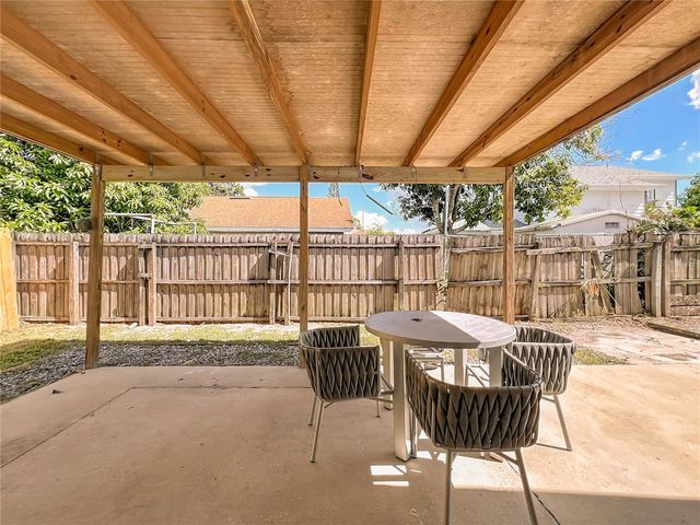 13131 LOS ANGELES WOODS LN LANE, Orlando, FL 32824