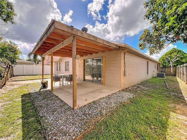 13131 LOS ANGELES WOODS LN LANE, Orlando, FL 32824