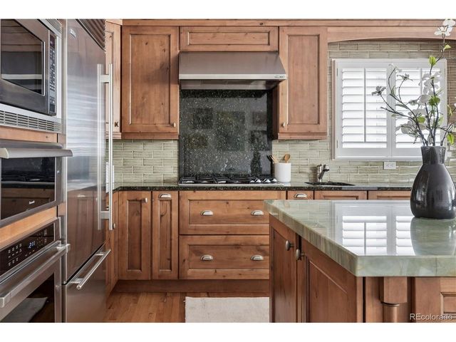 321 Monroe St, Denver, CO 80206