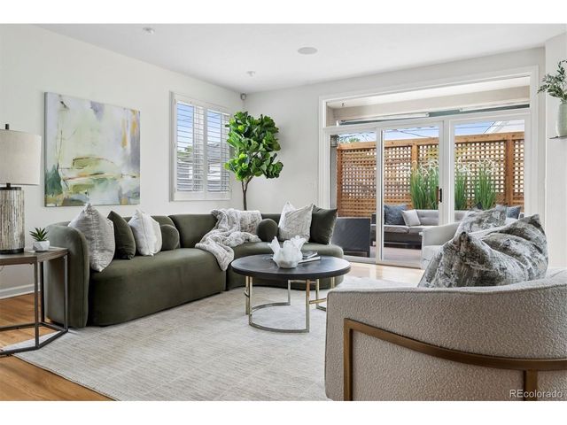 321 Monroe St, Denver, CO 80206