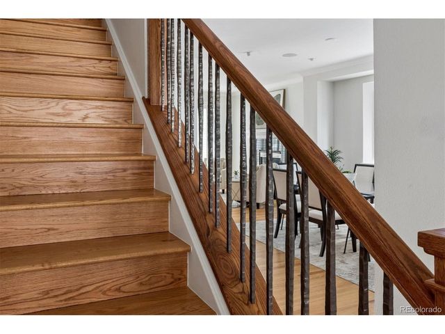 321 Monroe St, Denver, CO 80206