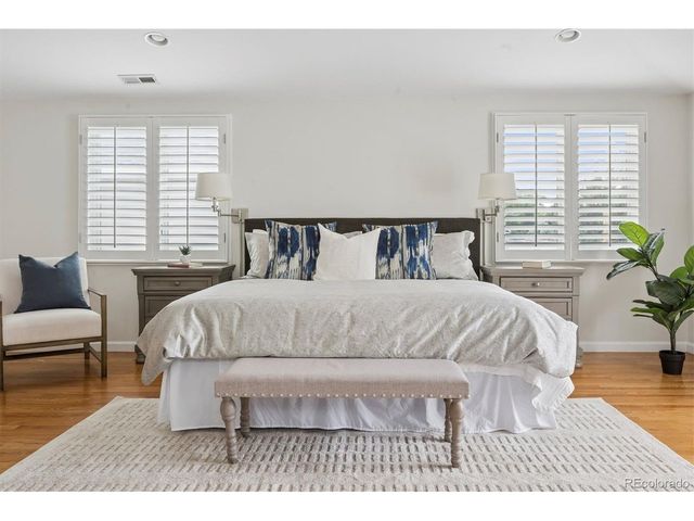321 Monroe St, Denver, CO 80206