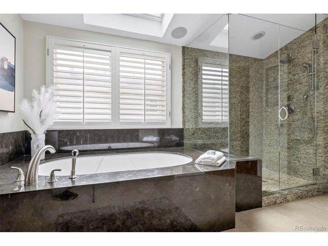 321 Monroe St, Denver, CO 80206