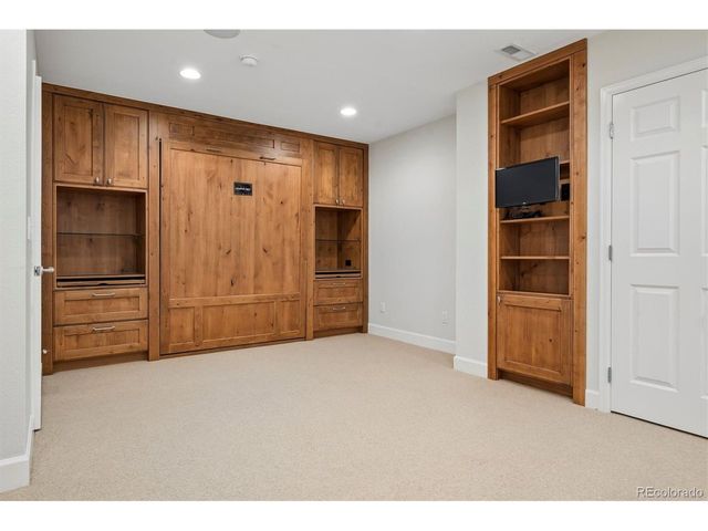 321 Monroe St, Denver, CO 80206
