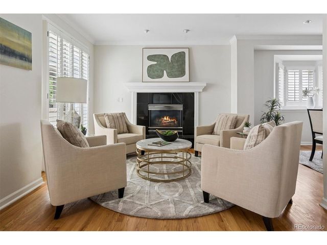 321 Monroe St, Denver, CO 80206