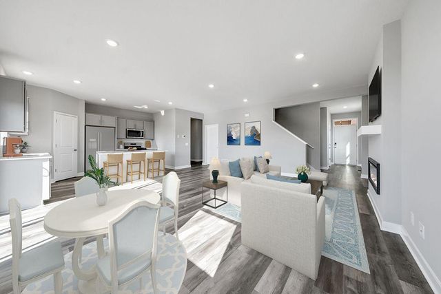 612 Goldenrod Trail, Waconia, MN 55387