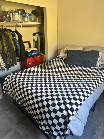 2758 Kauana Loa, Escondido, CA 92029