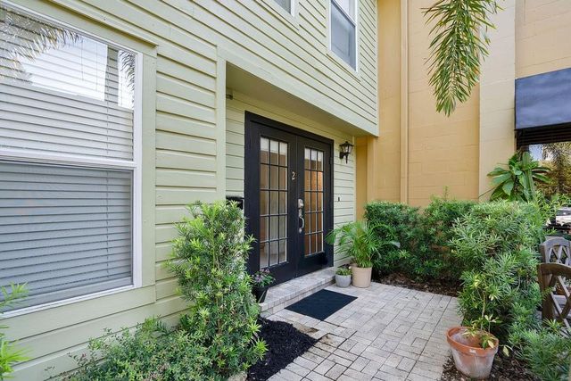 901 E PINE STREET 2, Orlando, FL 32801