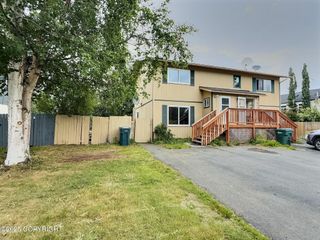 8010 Evans Circle, Anchorage, AK 99507