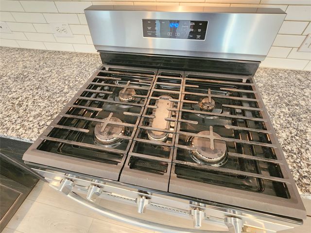 2124 Hobby Drive, Forney, TX 75126