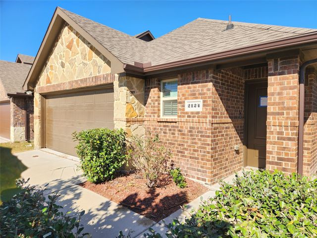 2124 Hobby Drive, Forney, TX 75126
