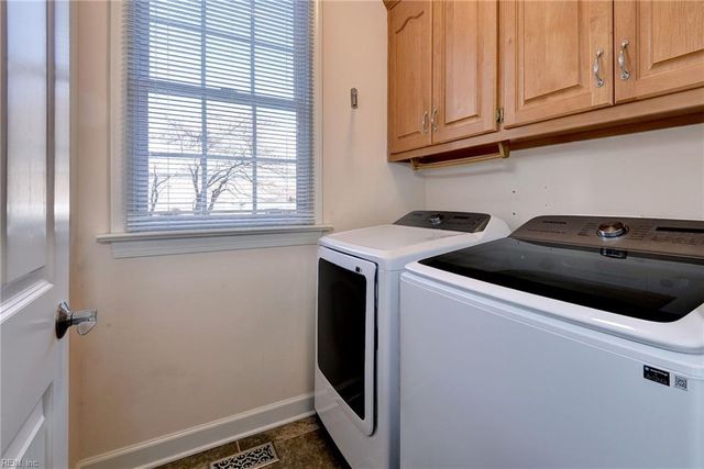 409 Magnolia DR, Williamsburg, VA 23185