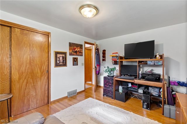 1461 Deermont Avenue SW, Massillon, OH 44647
