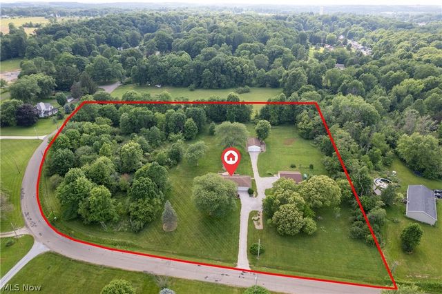 1461 Deermont Avenue SW, Massillon, OH 44647