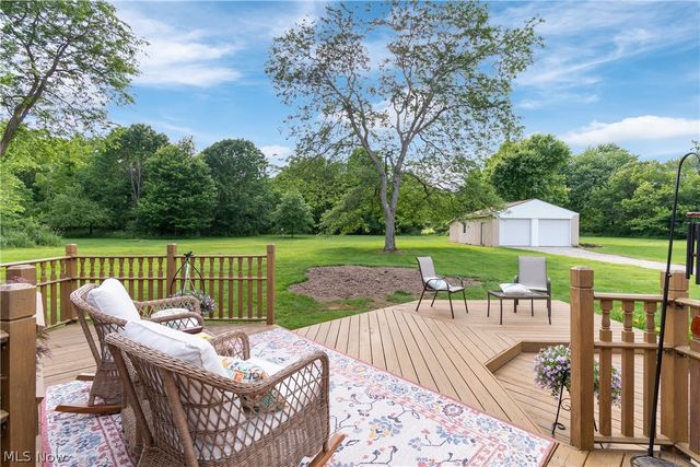 1461 Deermont Avenue SW, Massillon, OH 44647