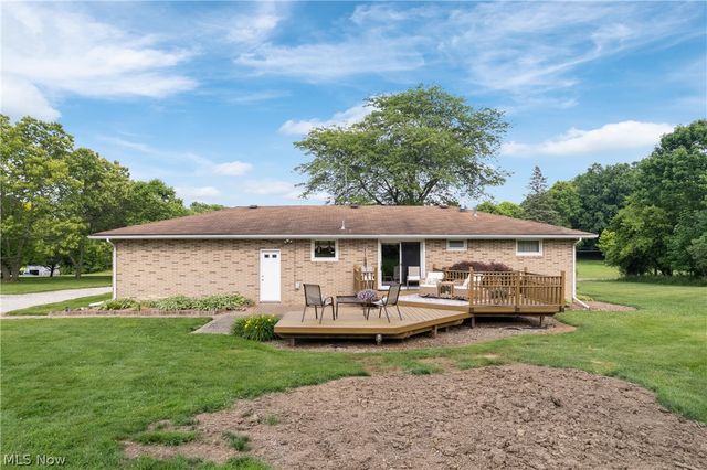 1461 Deermont Avenue SW, Massillon, OH 44647