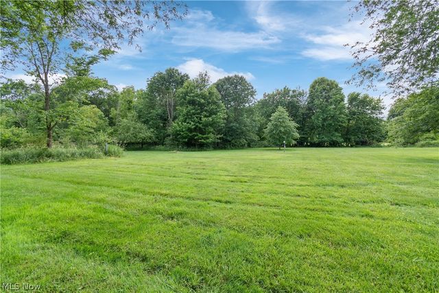 1461 Deermont Avenue SW, Massillon, OH 44647
