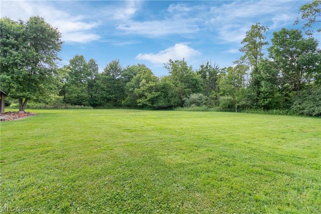 1461 Deermont Avenue SW, Massillon, OH 44647