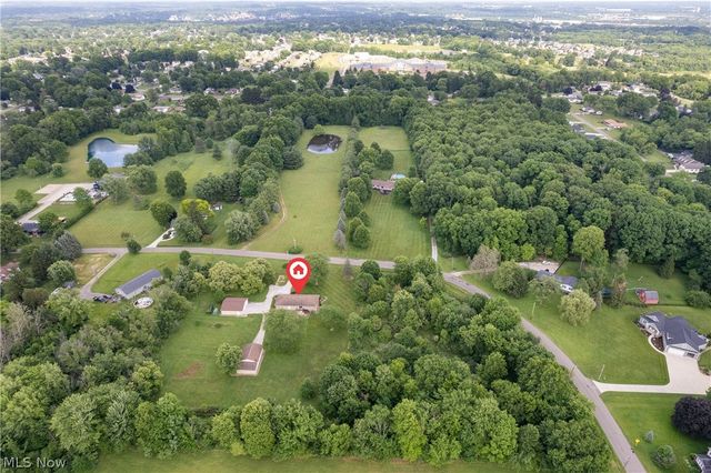 1461 Deermont Avenue SW, Massillon, OH 44647