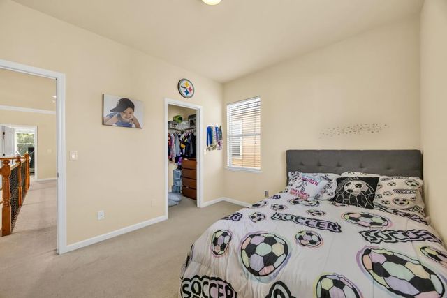 1046 Smith Way, Folsom, CA 95630