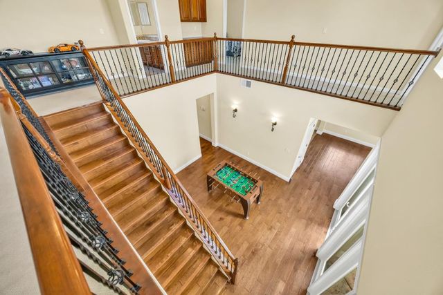 1046 Smith Way, Folsom, CA 95630