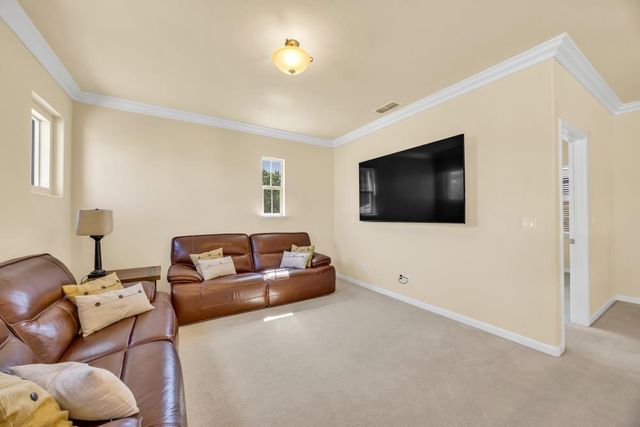 1046 Smith Way, Folsom, CA 95630
