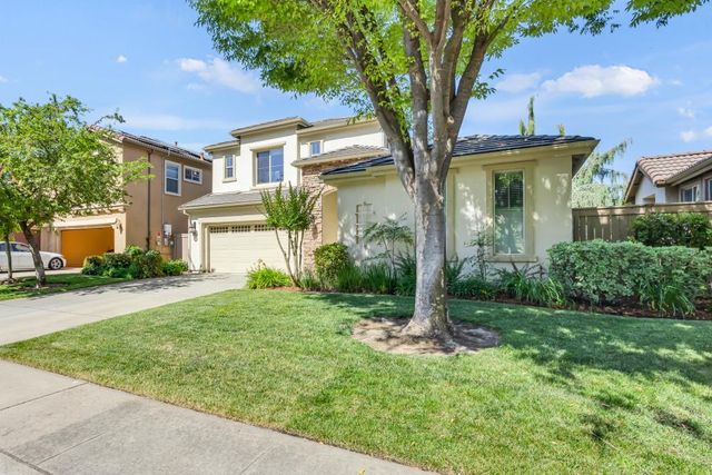 1046 Smith Way, Folsom, CA 95630