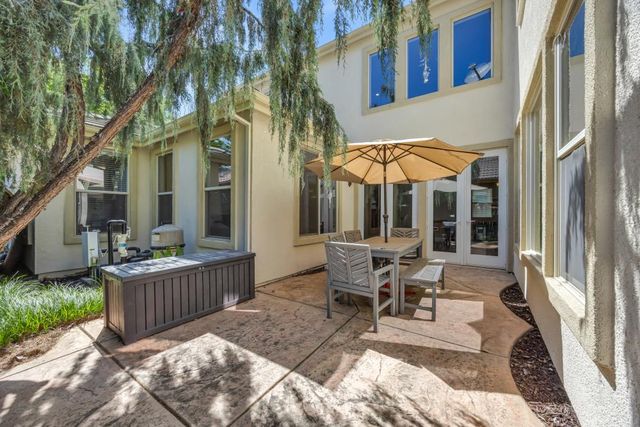 1046 Smith Way, Folsom, CA 95630