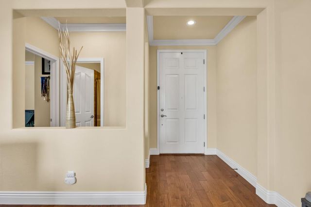 1046 Smith Way, Folsom, CA 95630