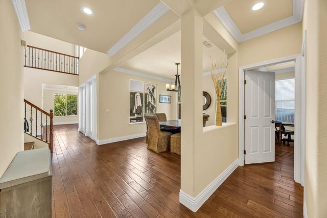 1046 Smith Way, Folsom, CA 95630