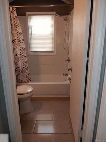 9250 PLAINVIEW, Detroit, MI 48228