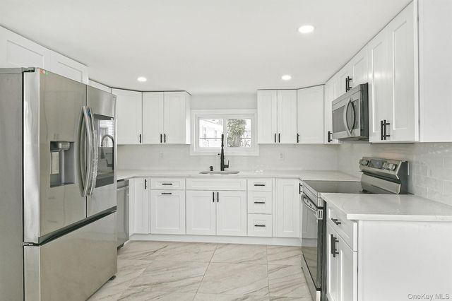 45 Crown Avenue, Huntington, NY 11743