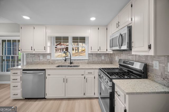 4629 Dogwood Farms Drive, Decatur, GA 30034