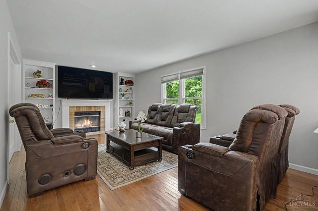 8085 Quail Meadow Lane, West Chester, OH 45069