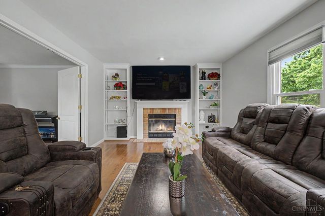 8085 Quail Meadow Lane, West Chester, OH 45069