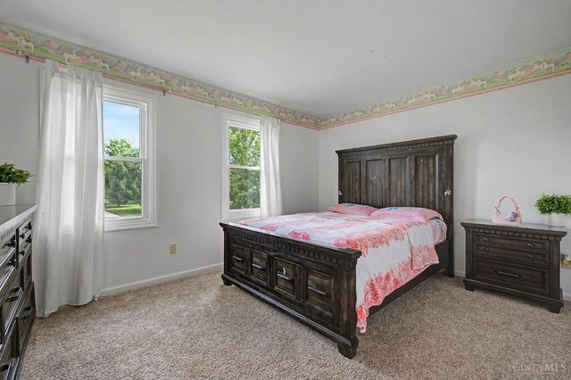8085 Quail Meadow Lane, West Chester, OH 45069